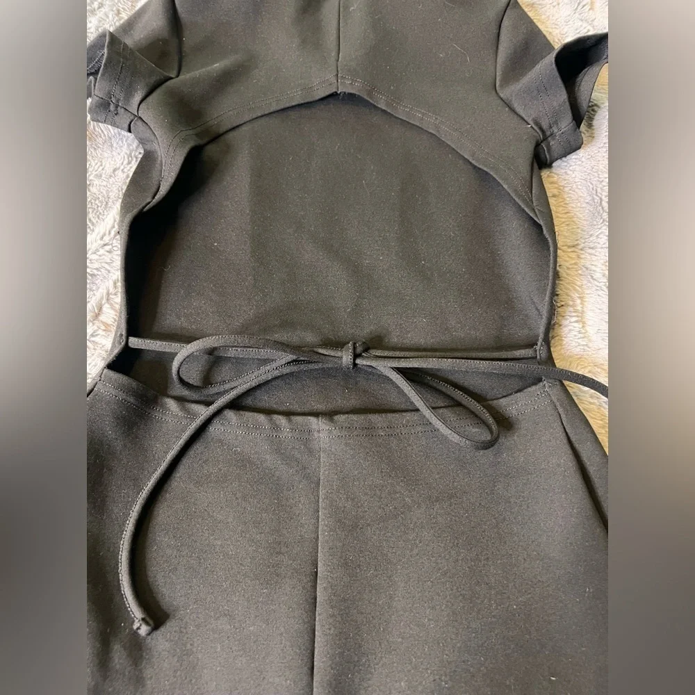 NWOT beginning boutique exotica backless dress